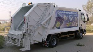 A 15 ton DAF LF two axle Hfaistos Stefanou 12m3 waste collection vehicle with its comb and trunnion bin lift to facilitate the emptying of DIN 30740 80 – 1100 containers using the comb bar and DIN 30700 660 and 1100 litre containers using the lifting equipment’s trunnion arms.